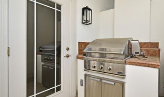 2305 EDGEWATER Dr 1604, Orlando, FL 32804