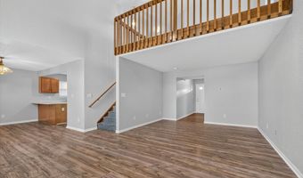 8133 Maple Stream Ln, Indianapolis, IN 46217