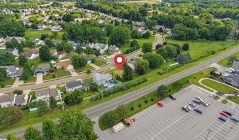 2238 Canterbury Cir, Akron, OH 44319