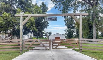 1098 Charles Marks Rd, Arnaudville, LA 70512