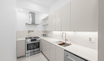 2321 N RICHMOND St, Arlington, VA 22207