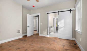 369 Huntinghouse Rd, Glocester, RI 02857