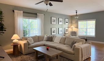 124 Lightwater Dr, Aberdeen, NC 28315