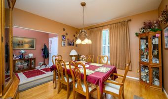 37 Hannah Lee Rd, Barnegat, NJ 08005