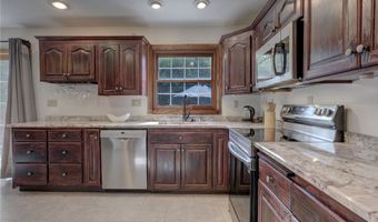 W6655 ELMVIEW Drive, Appleton, WI 54915