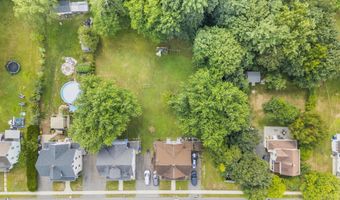 15 New Ln, Cromwell, CT 06416