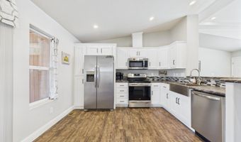 2215 N Smoki Trl, Chino Valley, AZ 86323