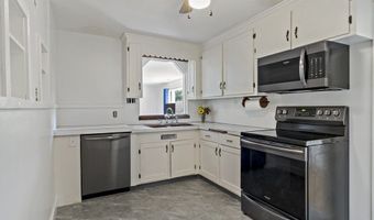 238 Lake St, Bellingham, MA 02019