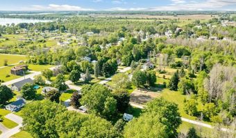 270 Winters Ln, Alburgh, VT 05440