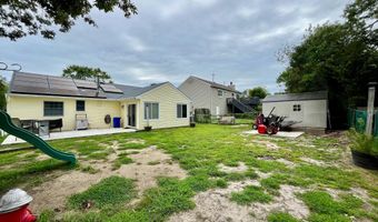 87 VILLAGE Dr, Barnegat, NJ 08005
