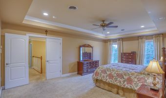 33 CHADWICK Dr, Dover, DE 19901