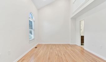 6630 MEDINAH Ln, Alexandria, VA 22312