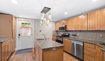 303 W MARYLAND Ave, Aldan, PA 19018