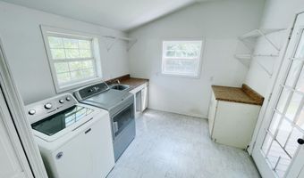 203 E Prairie Ln, Ash Grove, MO 65604