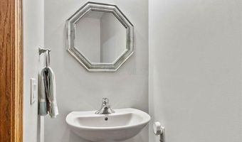 13265 Whitefeather Trl, Anna, OH 45302
