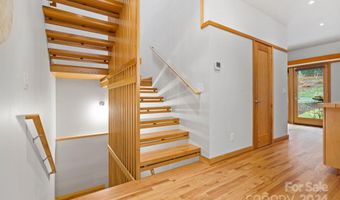 525 Wood Thrush Ct, Arden, NC 28704