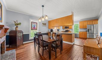 4220 Forest View Rd, Blacksburg, SC 29702