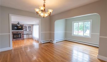 75 Gladstone St, Cranston, RI 02920