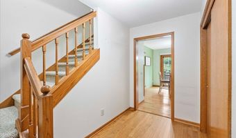 2524 CARRIEDALE Ct, Fitchburg, WI 53711