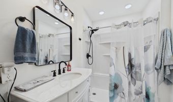 1334 Dunham St, Albert Lea, MN 56007