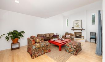 12 Haverhill Ct, Ann Arbor, MI 48105