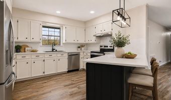 407 Quincy Ave, Alto, TX 75925