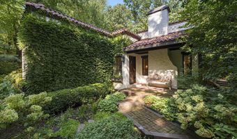 106 E Idler Ave, Beverly Shores, IN 46301