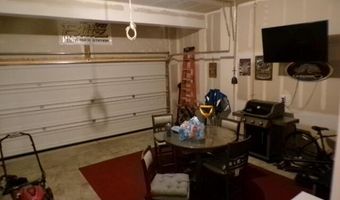 5294 Karst Cir, Ashville, OH 43103