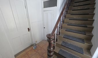 31 Granite St, Barre, VT 05641