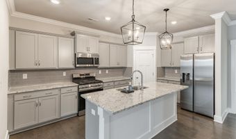 14741 Greenleaf Dr, Athens, AL 35613