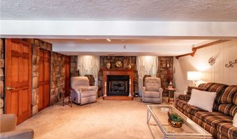 905 Roosevelt Ave, Aliquippa, PA 15001