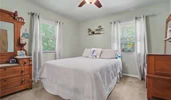 2216 N Medina Line Rd, Akron, OH 44333