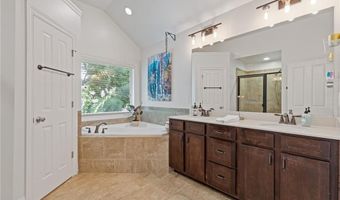 7580 Glisten Ave, Atlanta, GA 30328
