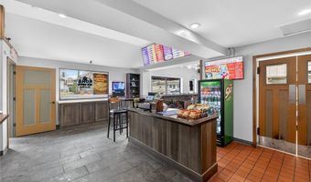 8713 Gravois Rd, Affton, MO 63123