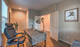 3213 Molinos Dr, Las Vegas, NV 89141