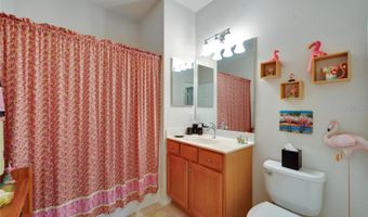 428 SENECA FALLS Dr, Apollo Beach, FL 33572