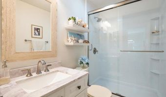 255 Oleander Dr, Oceanside, CA 92057