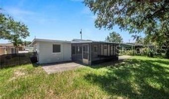 105 Margaret St, Auburndale, FL 33823