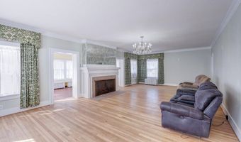 411 N B St, Arkansas City, KS 67005