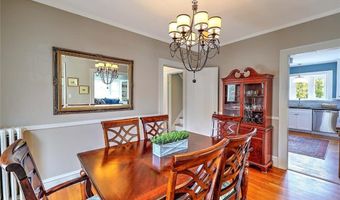 32 Chapin Rd, Barrington, RI 02806