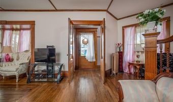 1749 Saint Clair River Dr, Algonac, MI 48001