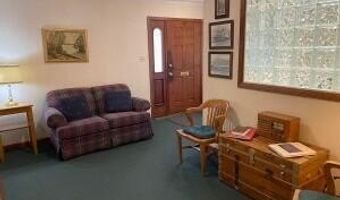105 N Hickory St, Aberdeen, MS 39730
