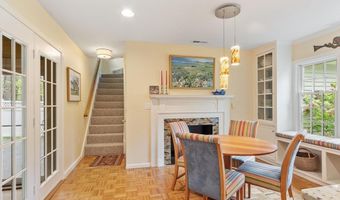 36 Pickman Dr 36, Bedford, MA 01730
