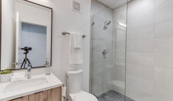 3817 GEORGIA Ave NW 2, Washington, DC 20011