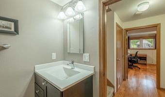 7549 W Village Crest Dr, Madison, WI 53719