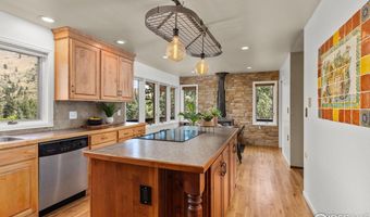 31 Kings Canyon Rd, Bellvue, CO 80512