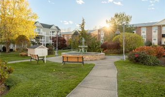 683 Metacom Ave 79, Bristol, RI 02809