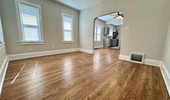 75 E Elm St, Alton, IL 62002