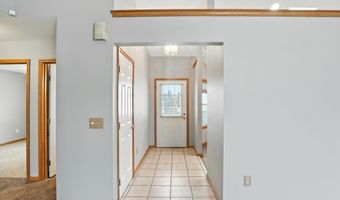 1303 Virginia Ln, Auburn, IN 46706