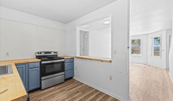 21 Hyde St 3, Burlington, VT 05401